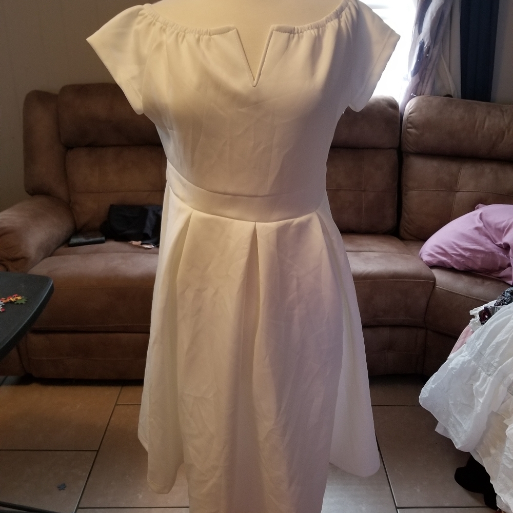 Lalagen white satin dress. L